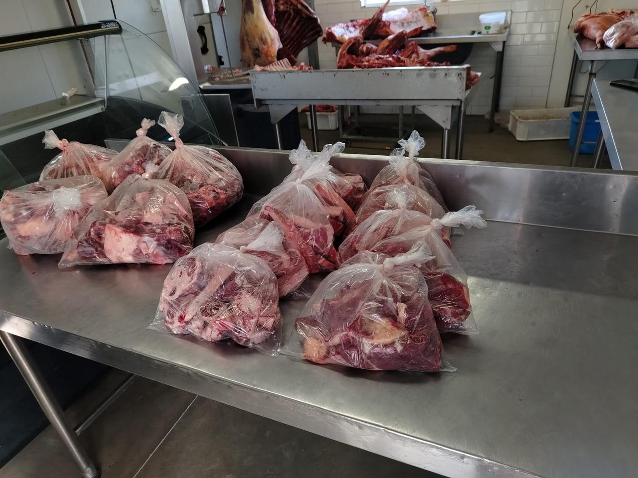 Bulk meat supply for events